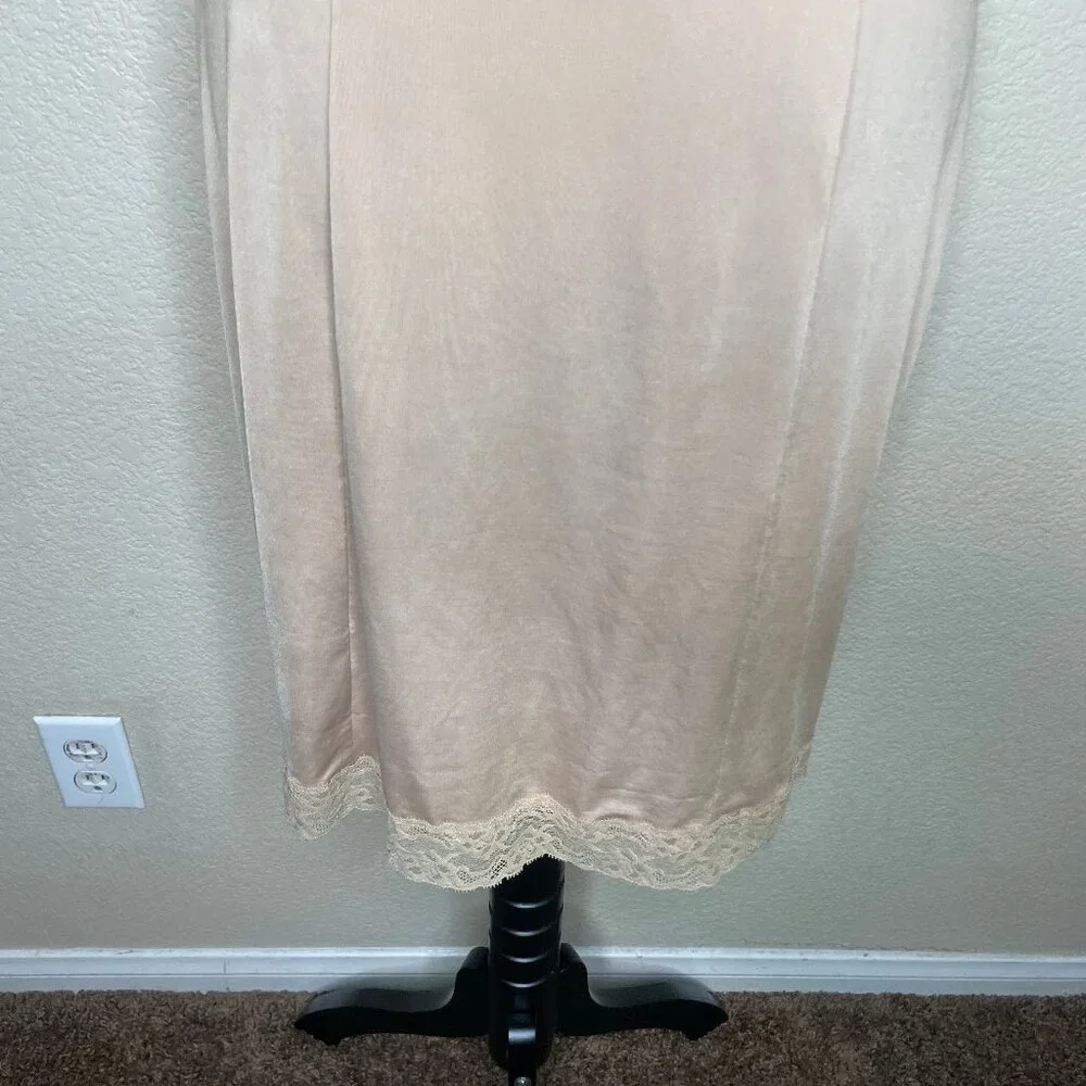Jones New York Vintage Champagne Satin Lace Trim Slip Dress Medium